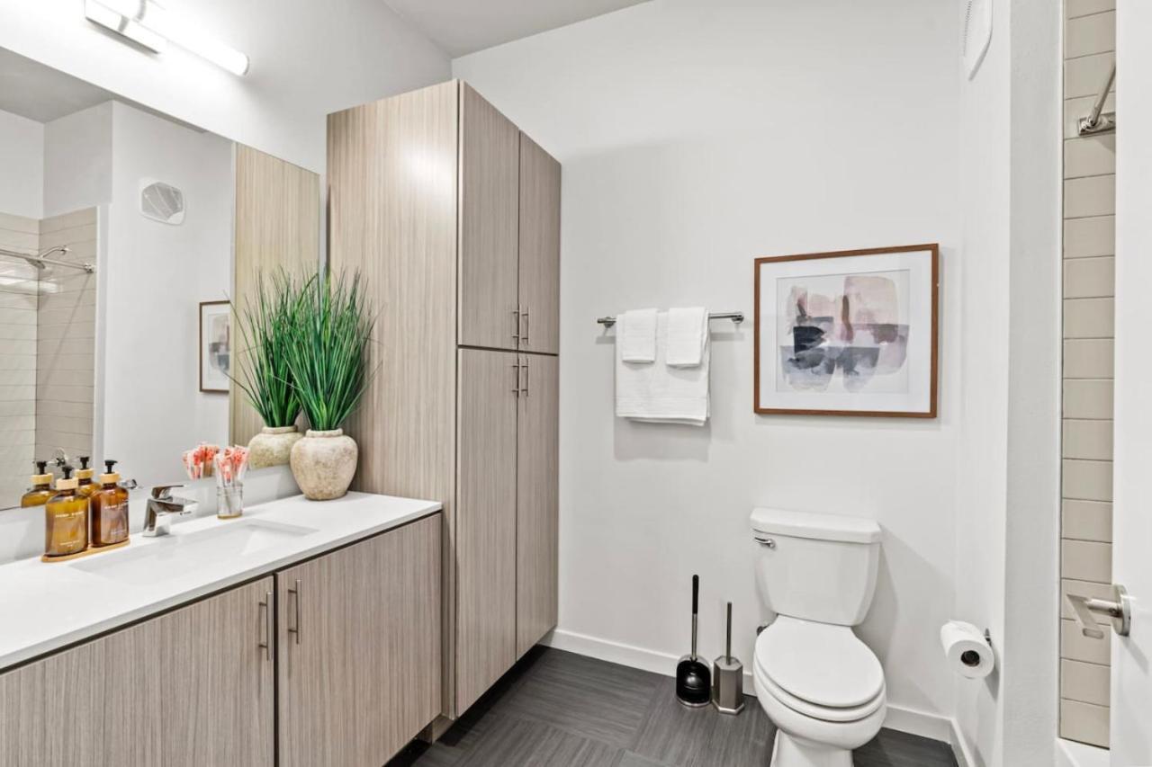Pinnacle Heights 2bdrm 3rd Flr Near Walmart Amp Pool Fitness Center Yoga Dog Rogers