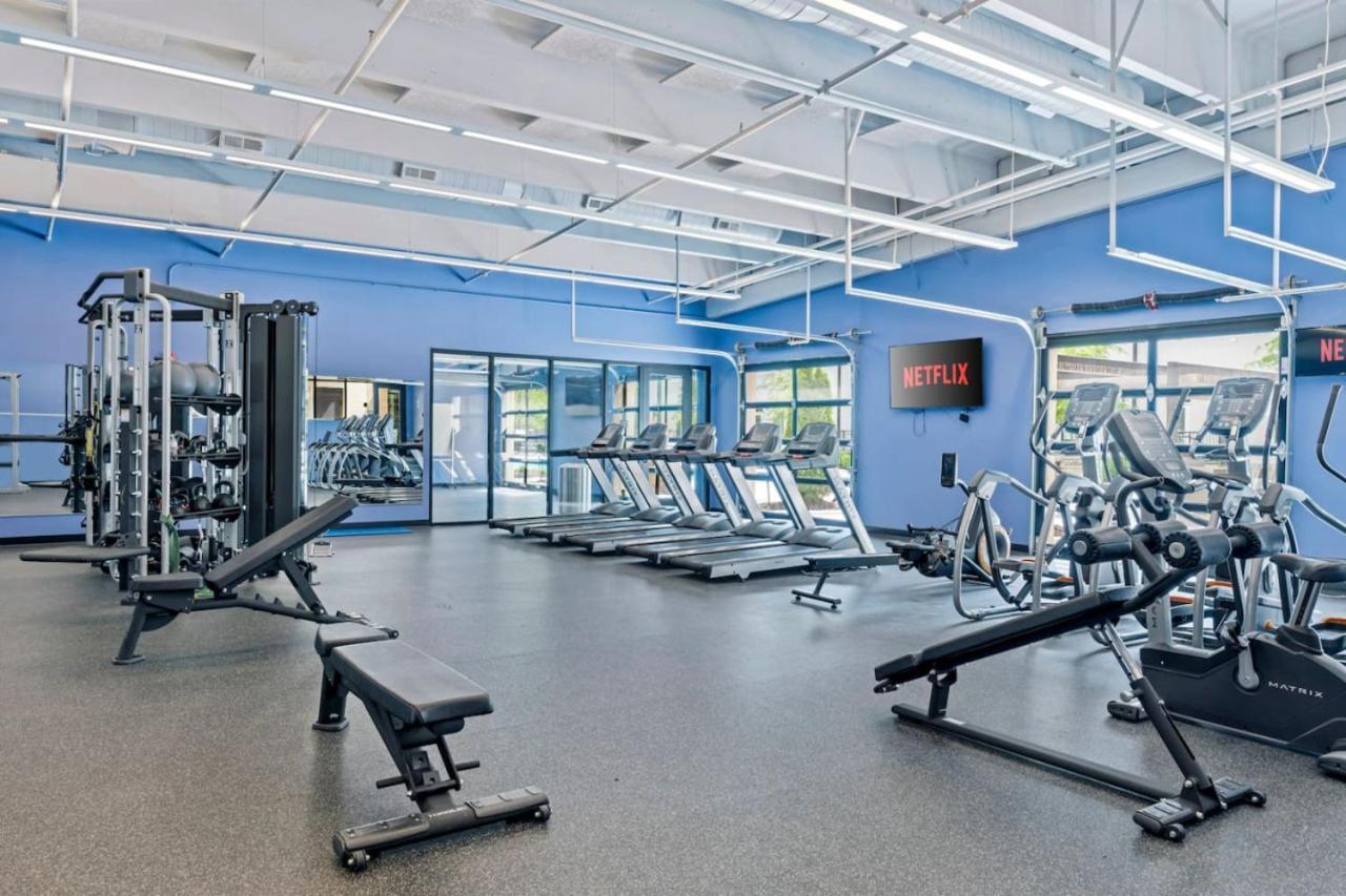 Pinnacle Heights 2bdrm 3rd Flr Near Walmart Amp Pool Fitness Center Yoga Dog *