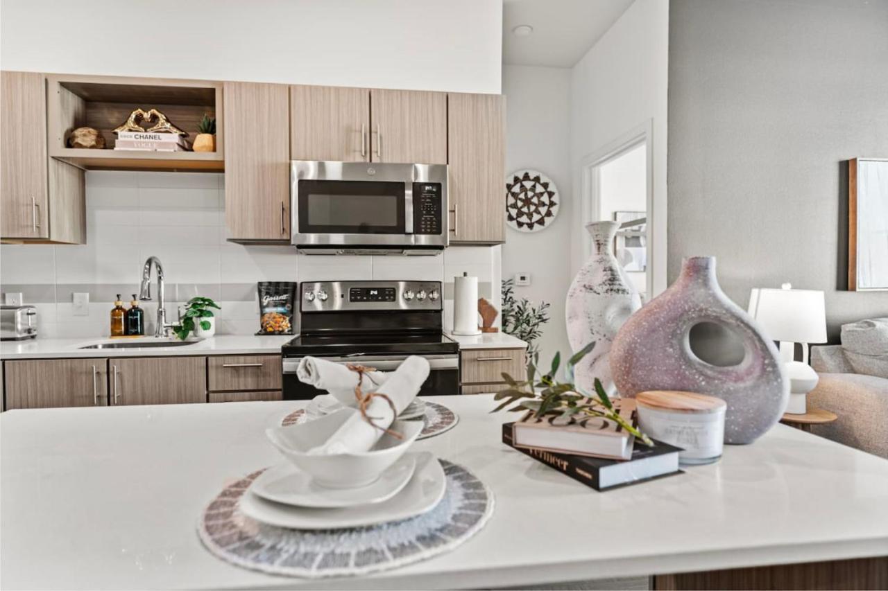 Pinnacle Heights 2bdrm 3rd Flr Near Walmart Amp Pool Fitness Center Yoga Dog